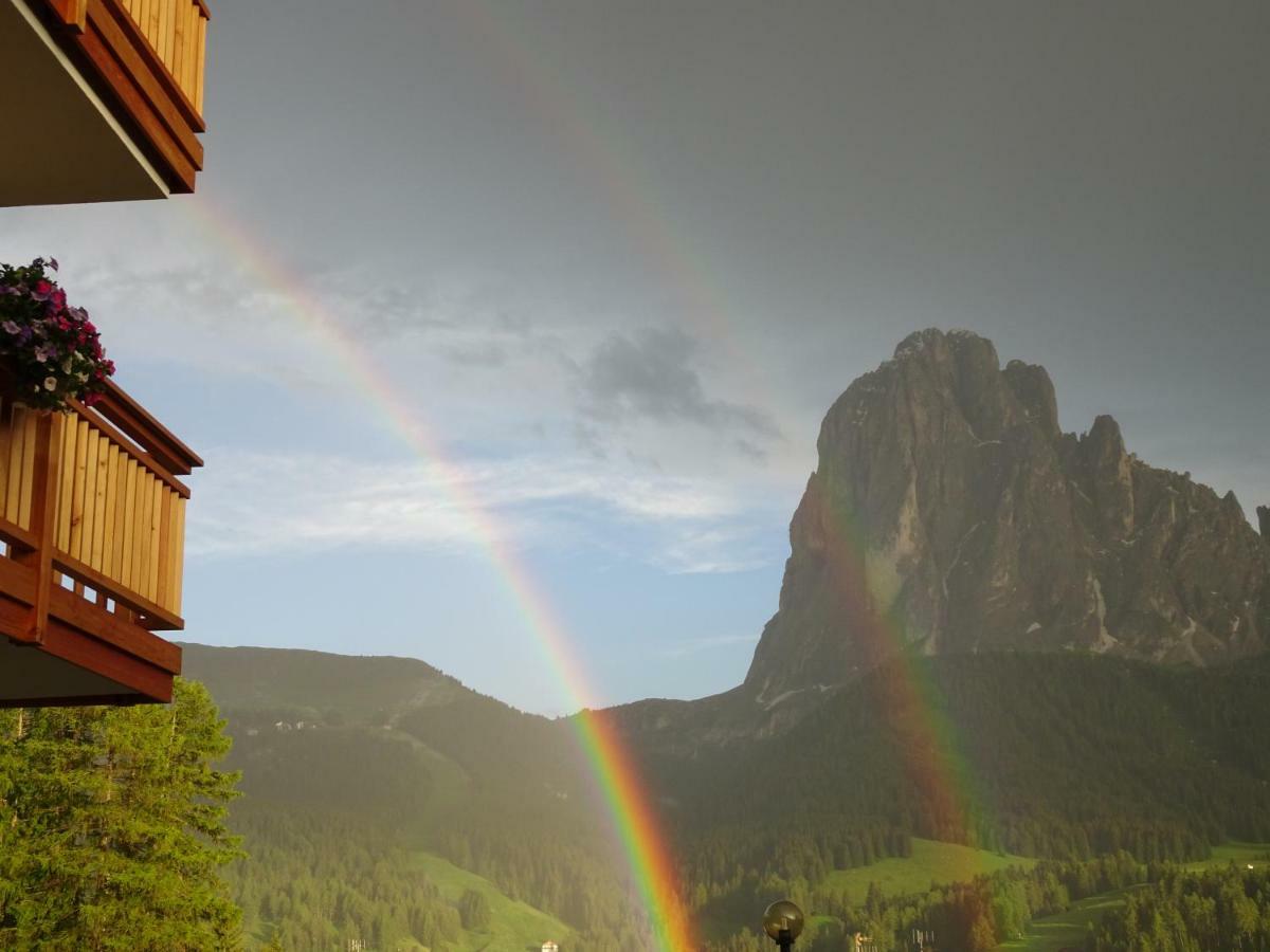 Apartments La Mana Santa Cristina Val Gardena Εξωτερικό φωτογραφία